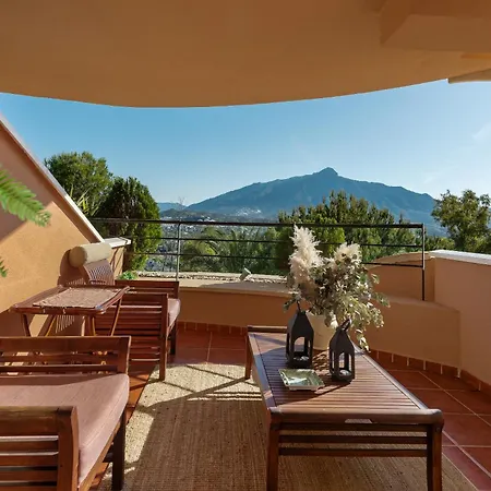 Nueva Andalucia Magna Golf Apartment *